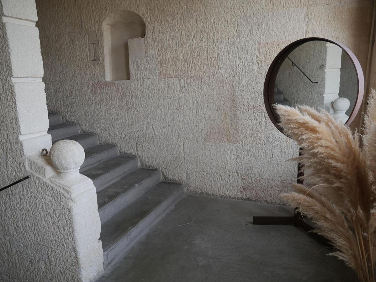 Superbe Appartement Avec Vue Arles Luaran gambar