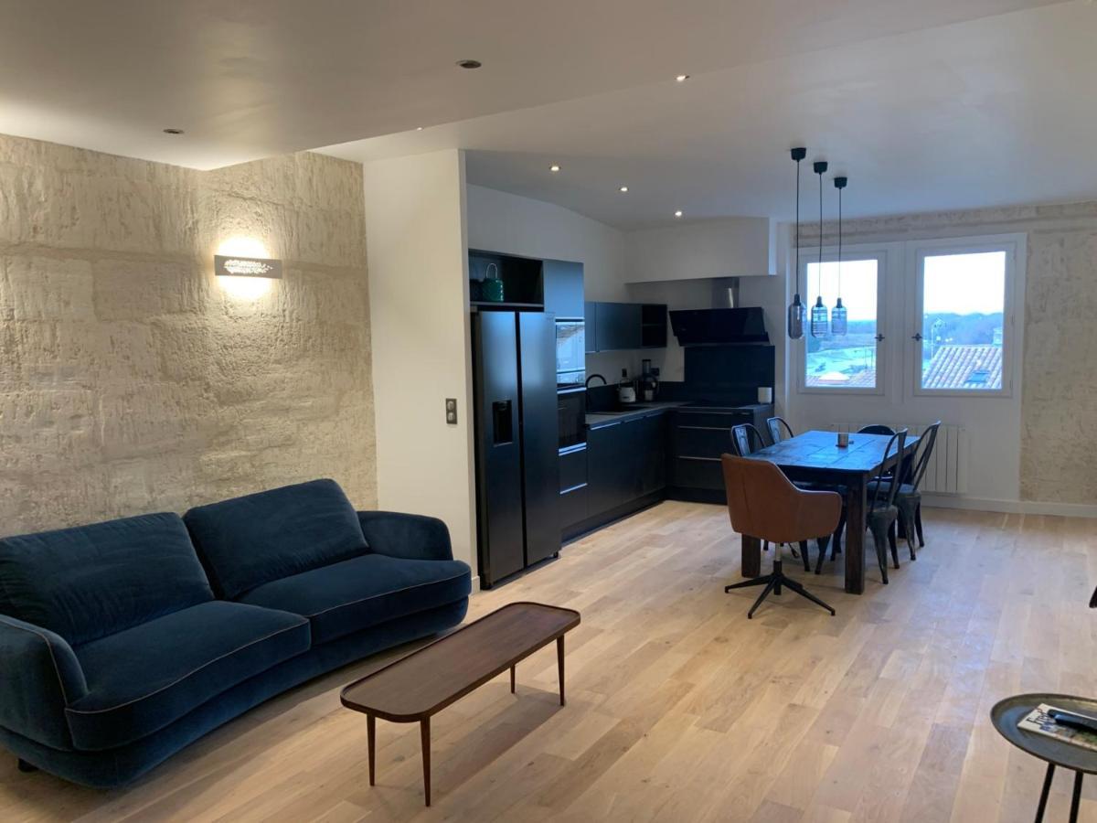 Superbe Appartement Avec Vue Arles Luaran gambar