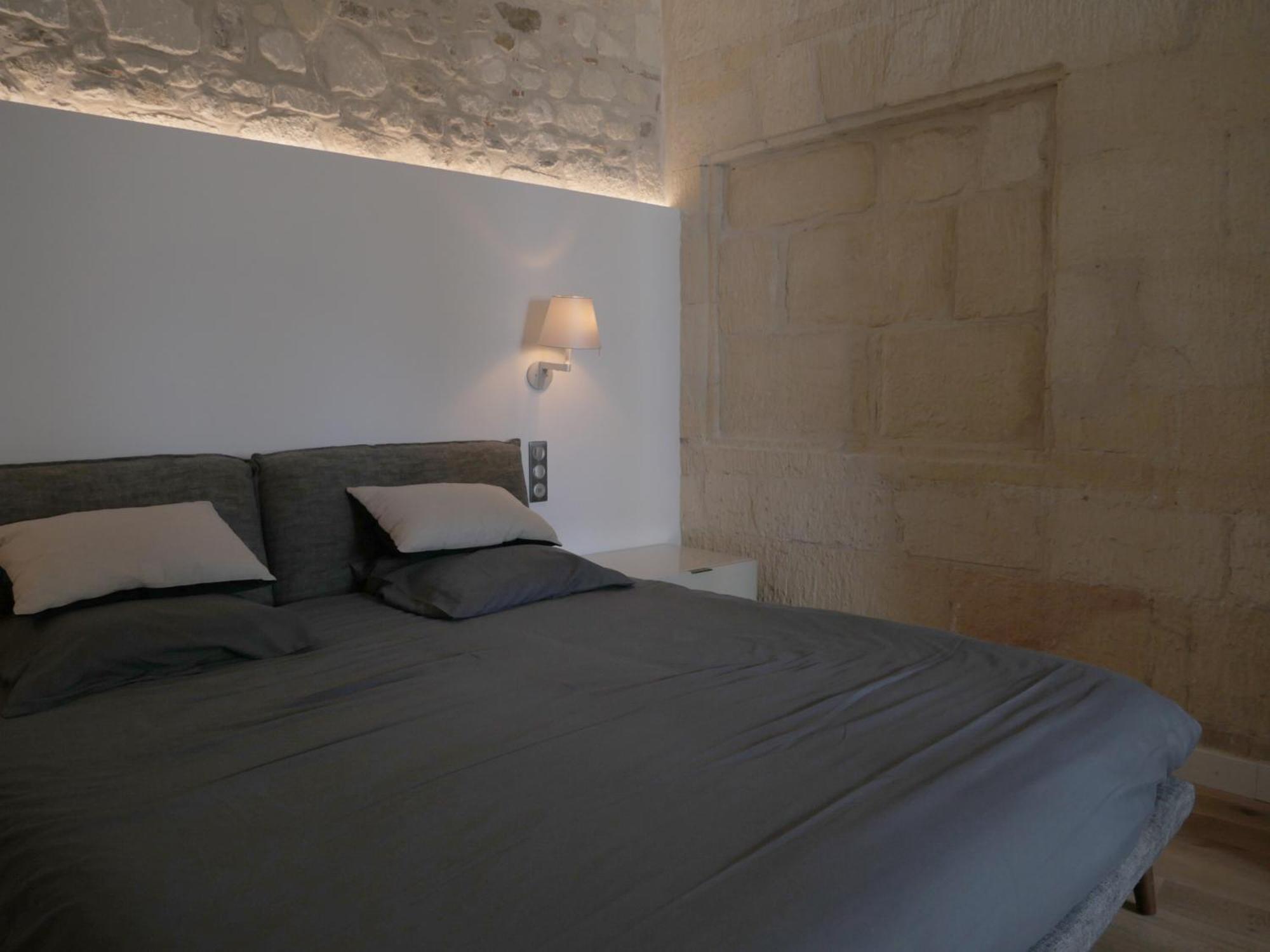 Superbe Appartement Avec Vue Arles Luaran gambar